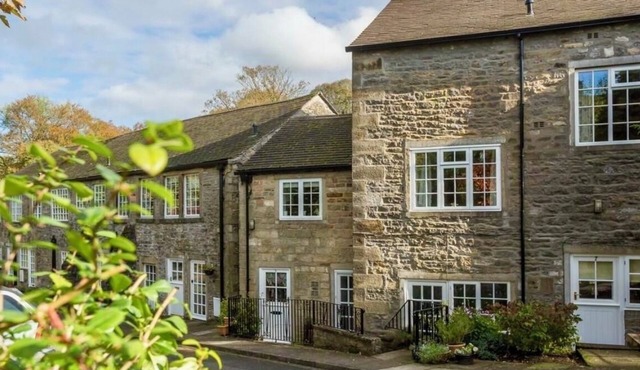 Beautiful Riverside Cottage Apartment in Malhamdale for 1 to 4 people.