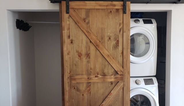 Beautiful Riverview Apt Located in Downtown Fort Madison