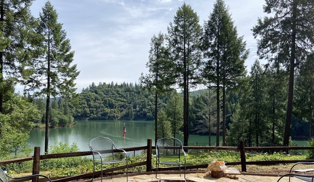 Beautiful Rollins Lake Inn - Studio Cabin #8