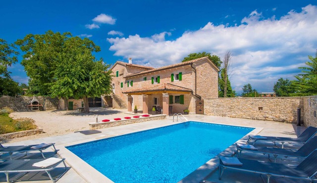 Beautiful, romantic and charming 3 bedroom Villa with a private pool