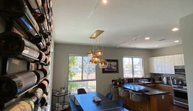 Beautiful Rooftop Home In The Heart Of Los Angeles! Beverly Hills Adjacent!