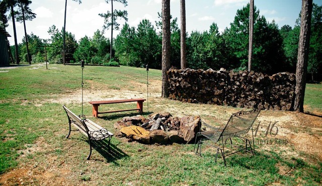 Beautiful Rural Setting ~ 1 bed/1bath ~ Sleeps 6 ~ Convenient to Tuscaloosa