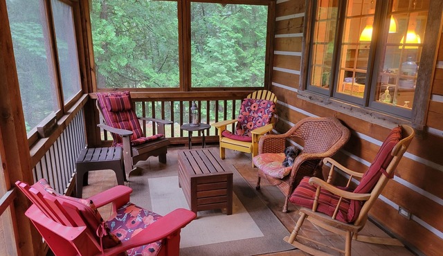 Beautiful rustic yet modern log cabin on quiet lake