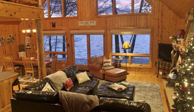 Beautiful Ruth Lake Home.