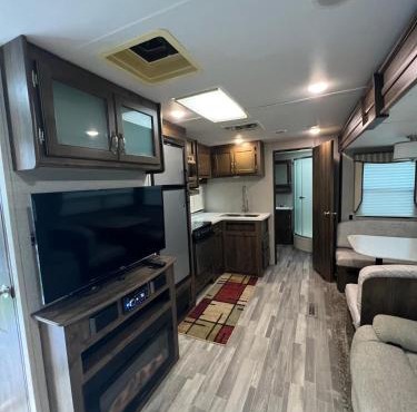 Beautiful RV 15 Min to Downtown Orlando
