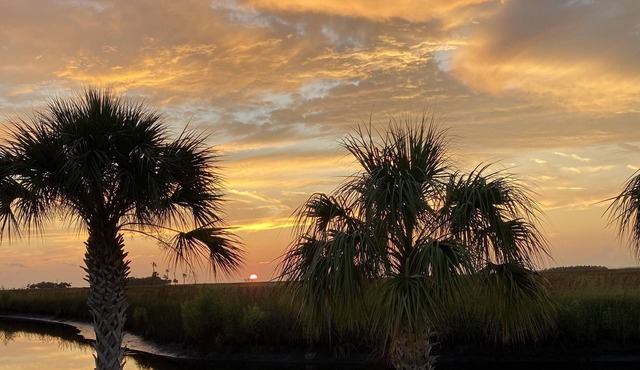 Beautiful RV Double Lot with 100 feet of waterfront views on Salt Creek.