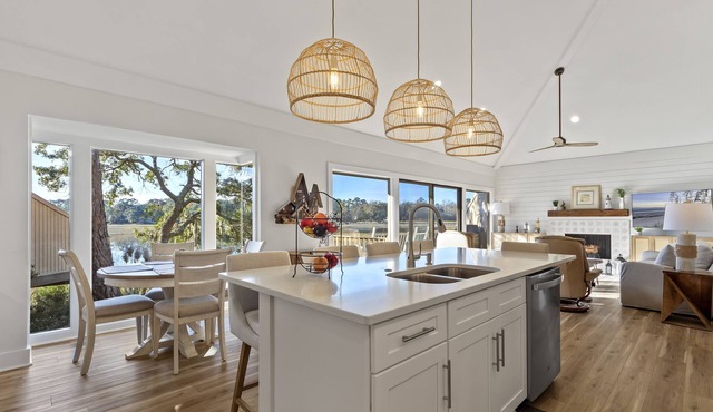 Beautiful Salt Marsh Cottage in Moss Creek, where serenity awaits.