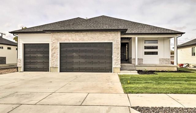 Beautiful Salt Lake City Home with Huge Yard!
