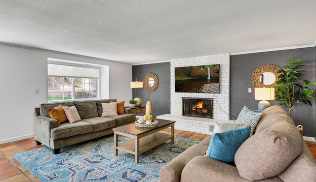 Beautiful Santa Clarita Oasis