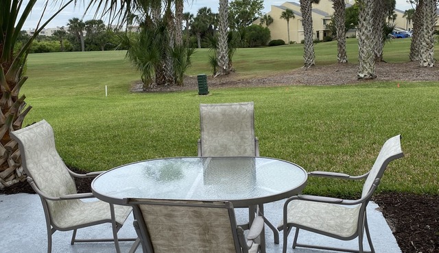 Beautiful Sawgrass Country Club condo! 3 day min