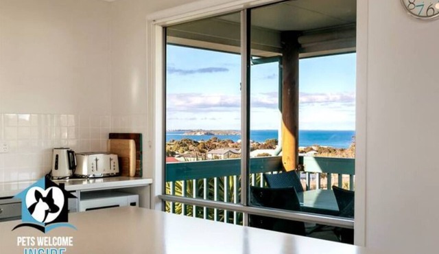 Beautiful Sea & Lake Views - Sleeps 12!