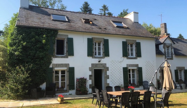 Beautiful Secluded Converted Breton Farmhouse with PoolnGenerous grounds/gardens