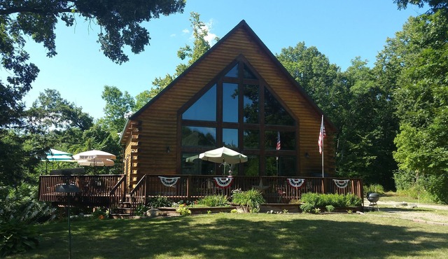 Beautiful Secluded Home On Lake Washington ~ Family & Pet Friendly With Hot Tub
