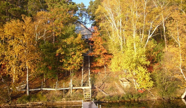 Beautiful Secluded Northwoods Retreat Cabin
