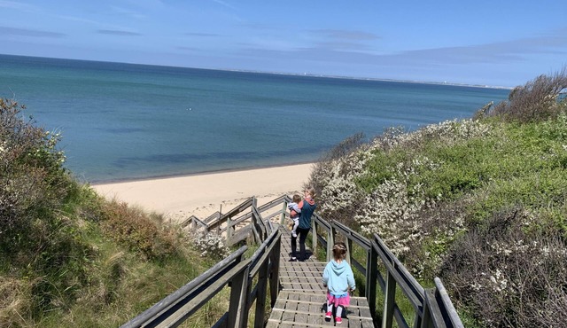 Beautiful Secluded North Truro Home with Private Beach Access and Parking