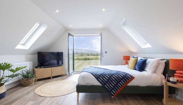 Beautiful Self Contained Annex in Toddington