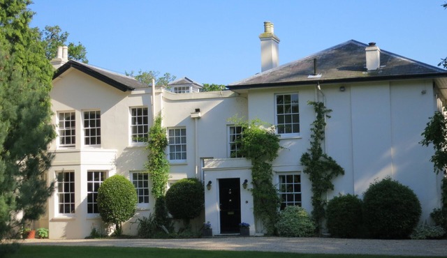 Beautiful Self Contained Flat In A Fine Period Country House