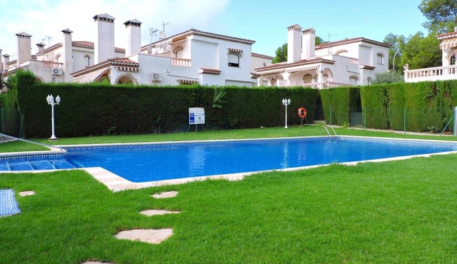 BEAUTIFUL SEMI-DETACHED HOUSE 3 KM FROM THE SEA