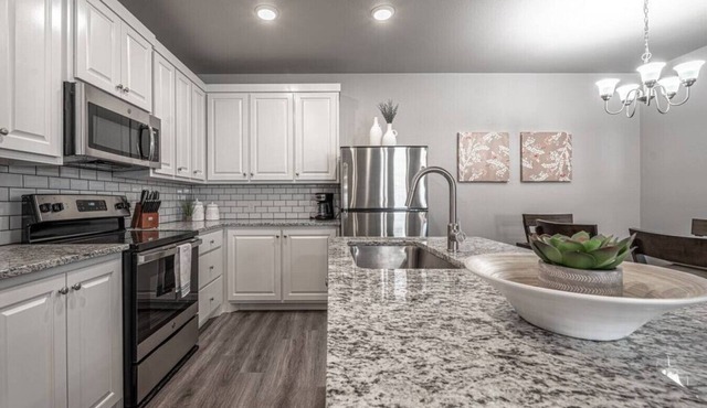 Beautiful Shallowater - A - 3BR/2BA - New House
