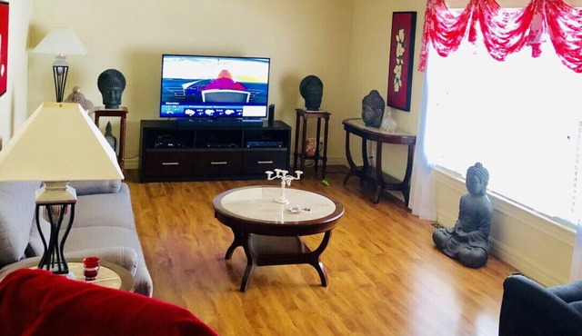 Beautiful Shediac Bay Home Accommodates 2 Families Comfortably!!