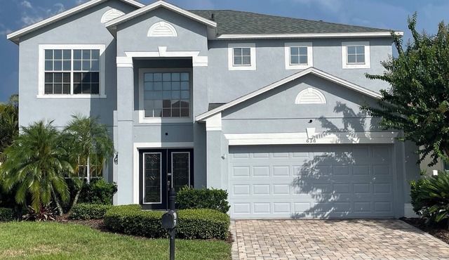 Beautiful South/East Facing Villa Ideal For Families And Close To Disney Parks