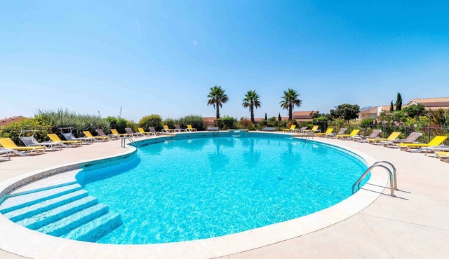 Beautiful spacious apartment Domaine de Manon Signes