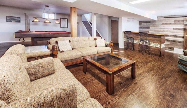 Beautiful spacious home in nice Collingwood