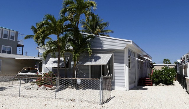 Beautiful & Spacious Home with Dock Key Largo