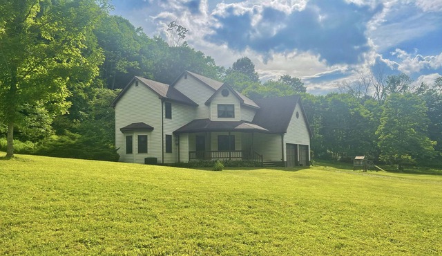 Beautiful & Spacious Mountain House of Hope