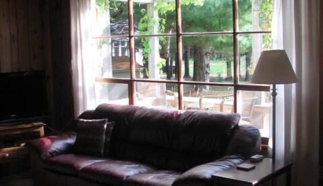 Beautiful, spacious summer cottage by the beach