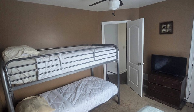 Beautiful & Spacious 3-Bedroom, 2 Bath Retreat! Comfort & Style in Douglasville