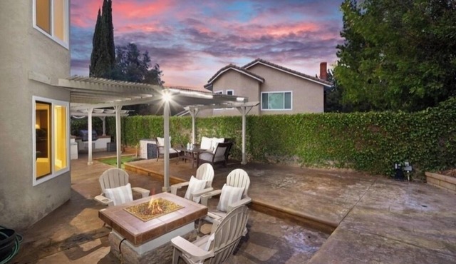 Beautiful Spacious Vacation house close to Beaches & Disneyland