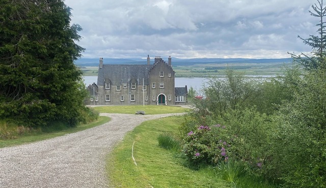 Beautiful Sporting Lodge on Rural Estate overlooking Loch and Deer park