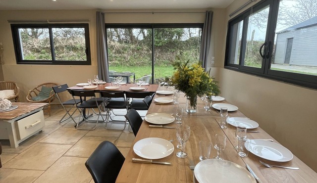 Beautiful stone farmhouse for 20 people with heated swimming pool