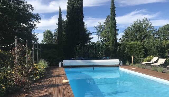 Beautiful stone house with private pool, stunning views, in heart of Dordogne