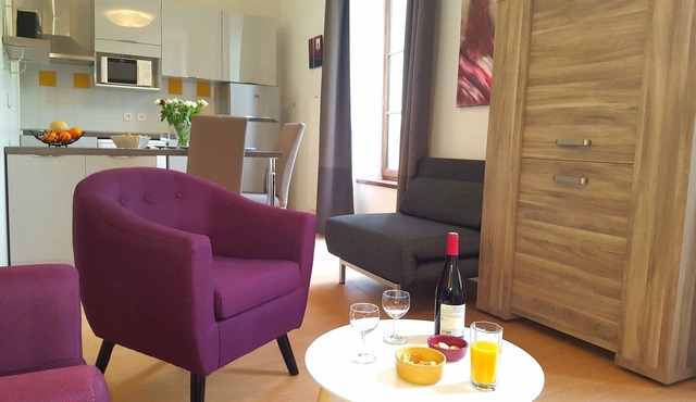 Beautiful studio n ° 204 relooked and standing in residence of the big hotel