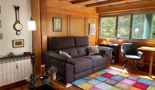 Beautiful studio, fully equipped.