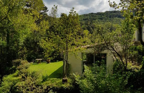 Beautiful studio surrounded by nature