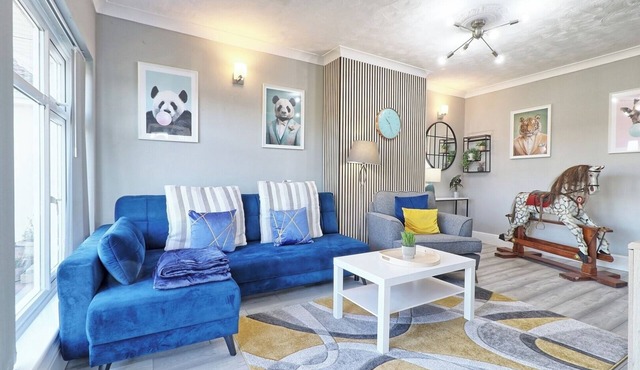 Beautiful Stylish 3 Bedroom house near to Rayleigh