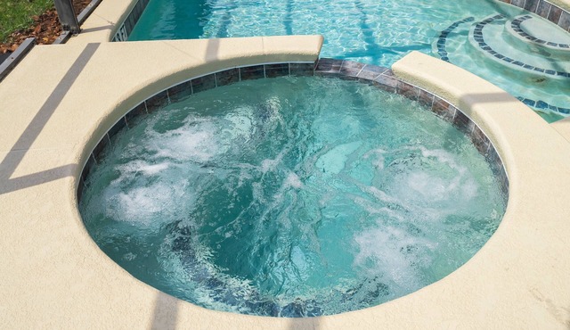 Beautiful & Stylish Home with Pool & Spa Located Within a Gated Resort