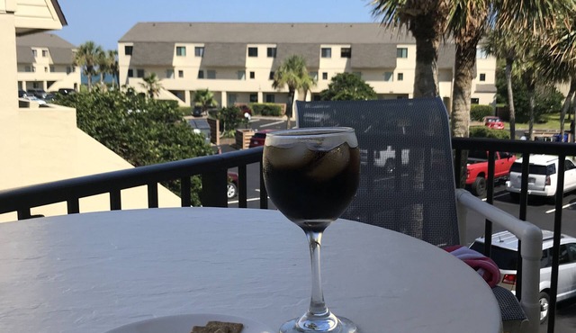 Beautiful Summerhouse Condo Ocean & Intracoastal Views 3 Min Walk to the Beach!