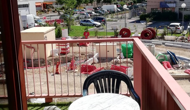 Beautiful sunny apartment near Geneva