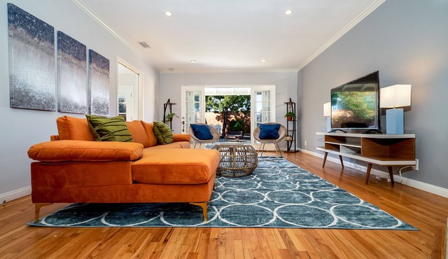 Beautiful Sunny Southern California Oasis
