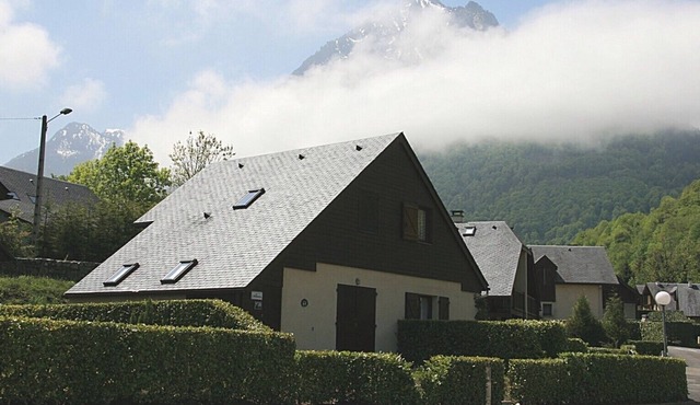Beautiful T3 in chalet for 6 people, 2 bedrooms, all comfort, private parking.