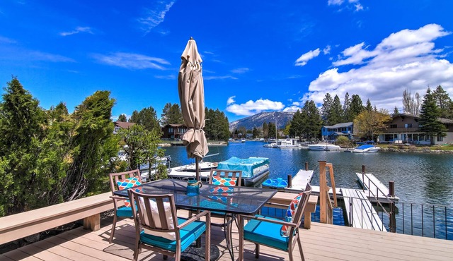 Beautiful Tahoe Home - Waterfront Location