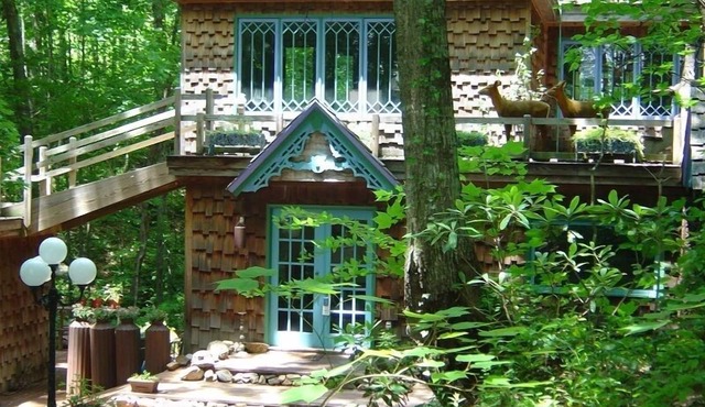 Beautiful Three B/R three full bath Home on 1,800 Ft. of Waterfalls