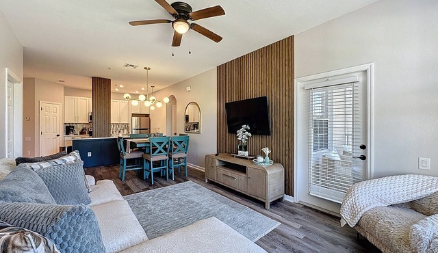 Beautiful Three bed condo, Minutes from Disney