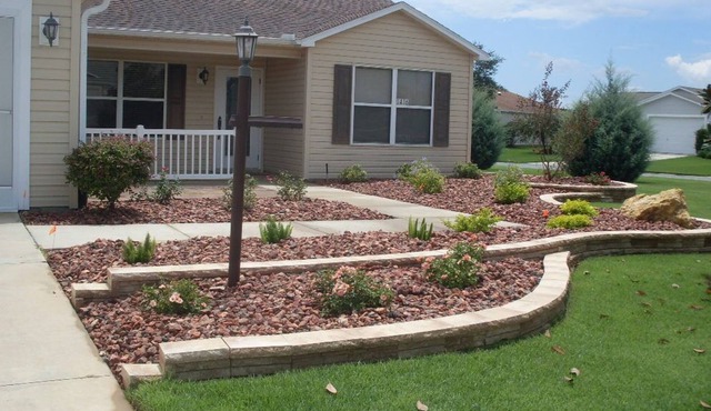 Beautiful Three Bedroom Ranch Home On A Large Corner Lot with WIFI