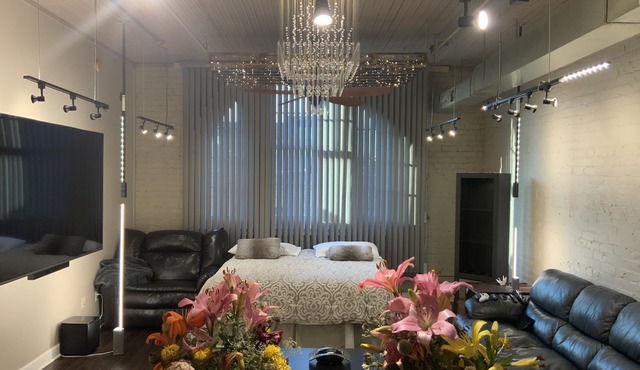 Beautiful Timeless Residence Located in the Prime Heart of Omaha’s Old Market!