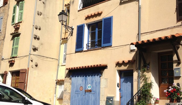 Beautiful town house with shared (municipal) pool